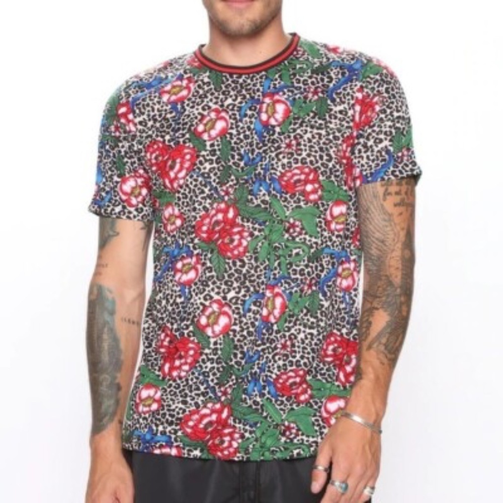 Fresh Prints of Bél-Air floral leopard print tshirt. Sz M